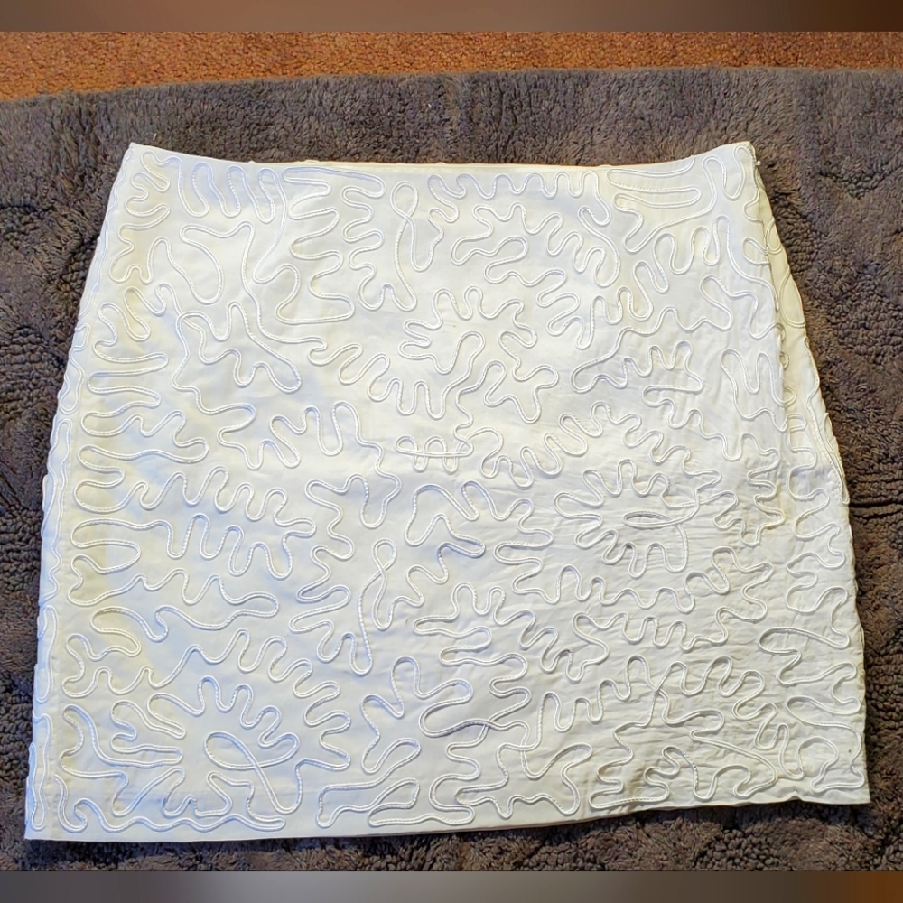 Michael Kors Skirt, White, size 10